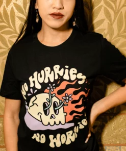 Wicked Clothes New 'No Hurries, No Worries' Shirt